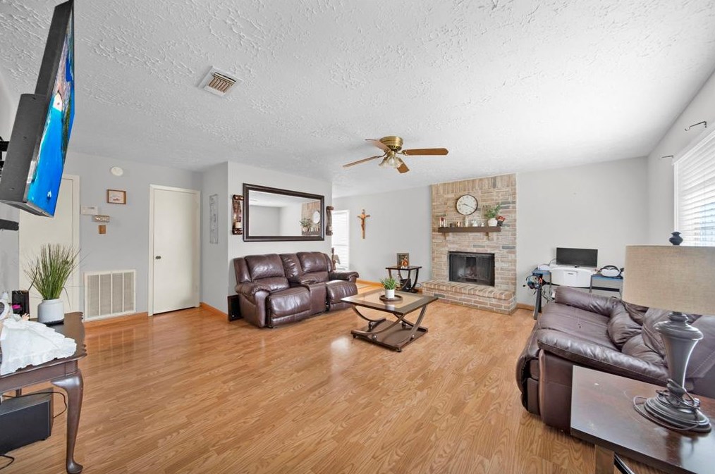4539 Algernon Dr, Spring, TX 77373