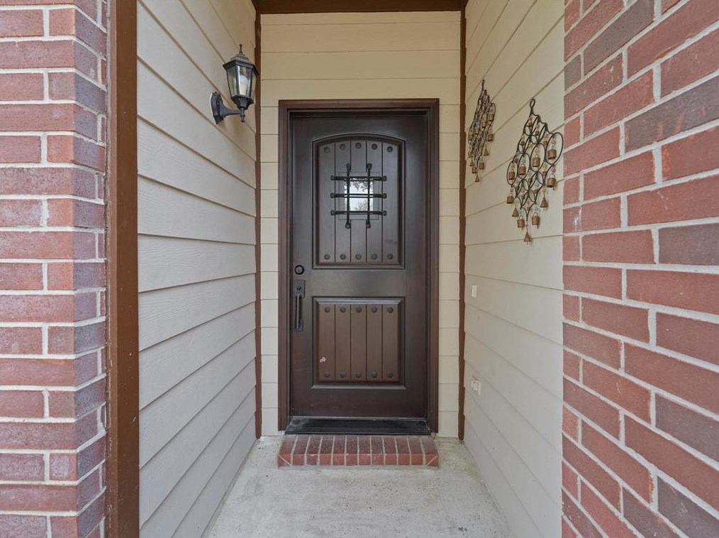 915 Shirefield Ln, Spring, TX 77373-3097