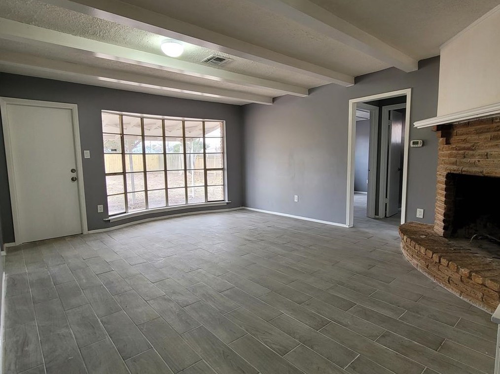 8630 Amblewood Dr, Houston TX  77099-1602 exterior