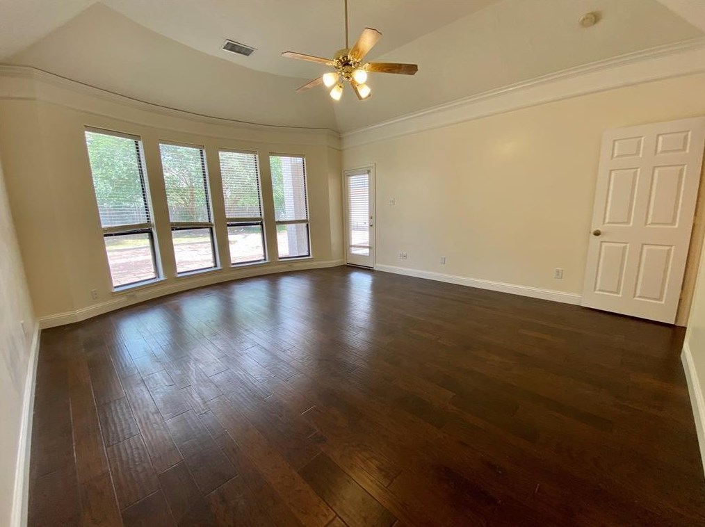 9326 Brentwood Lakes Cir, Spring TX  77379-8500 exterior