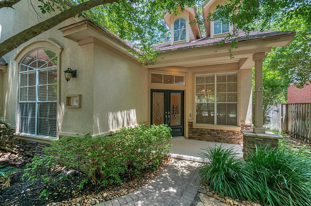 18 Pine Island Pl, Spring, TX 77382