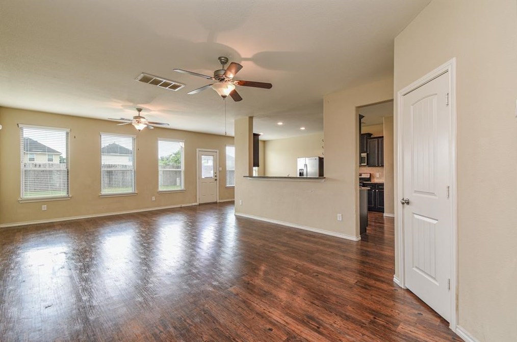9106 Sweet Blue Jasmine Ln, Humble, TX 77338
