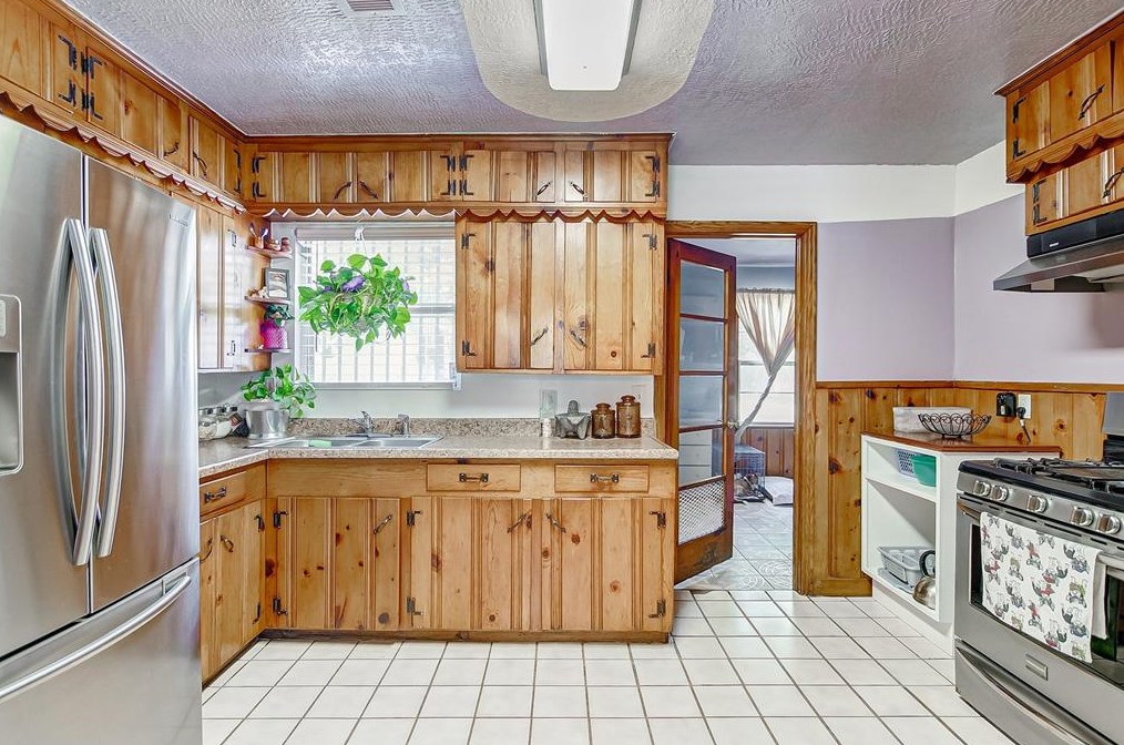 509 Robmore, Houston TX  77076-4329 exterior