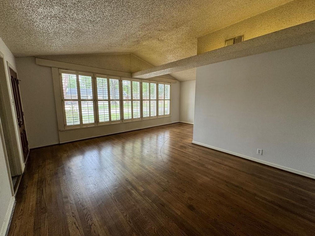 205 Rocky Creek Rd, Houston TX  77076-2017 exterior
