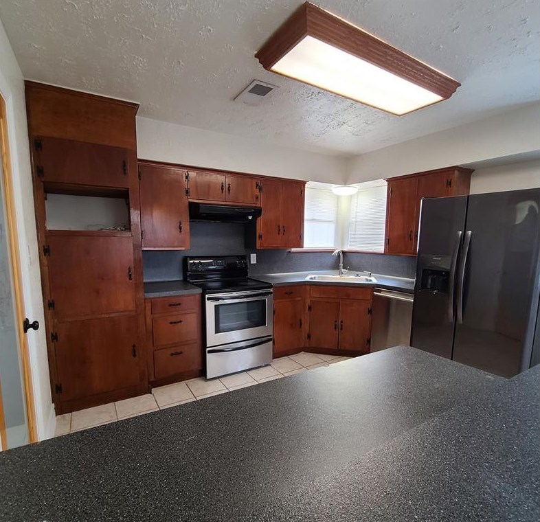 11214 Gloria Dr, Houston TX  77013-3330 exterior