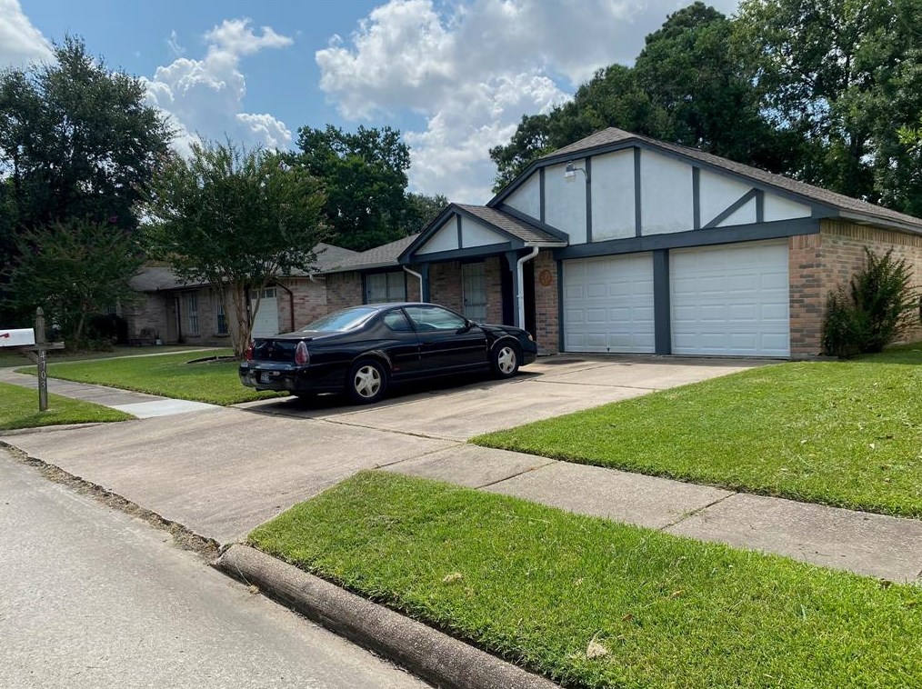 4703 Rivertree Ln, Spring TX  77388-4332 exterior
