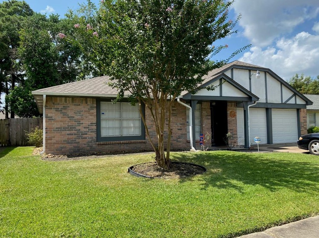 4703 Rivertree Ln, Spring TX  77388-4332 exterior