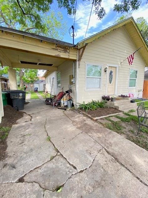 5215 Mccormick St, Houston, TX 77023-3711