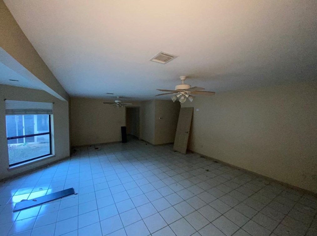 14257 Five Guinea Ln, Conroe, TX 77302