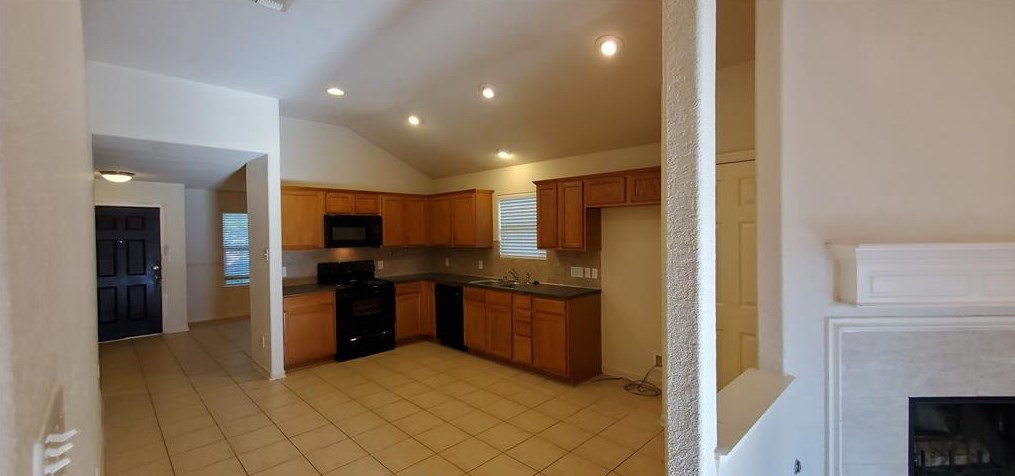 8450 Orchard Mist Ln, Richmond, TX 77407
