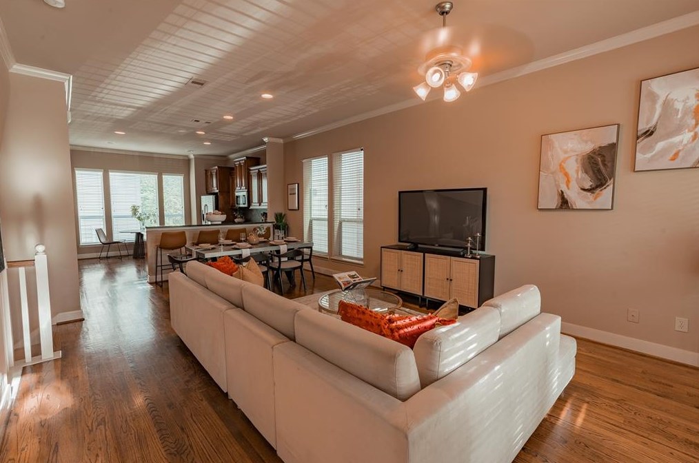 2354 Bastrop St, Houston TX  77004-1402 exterior