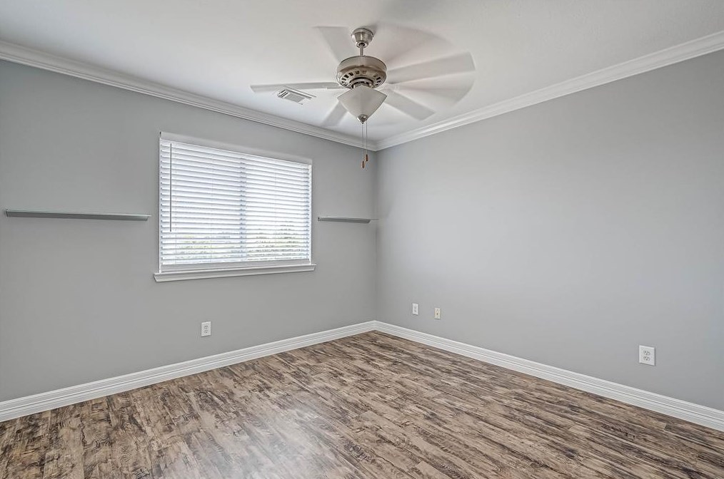2614 Royal Blue Dr, Houston TX  77088-3341 exterior