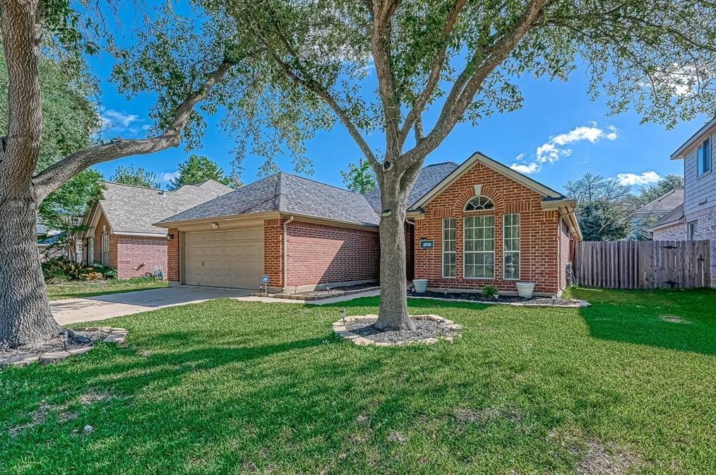 4730 Country Spring Rd, Houston, TX 77084