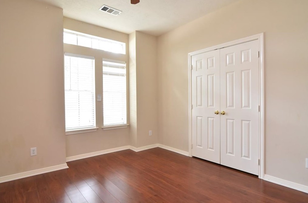 14827 El Tesoro Dr, Houston TX  77083-2519 exterior