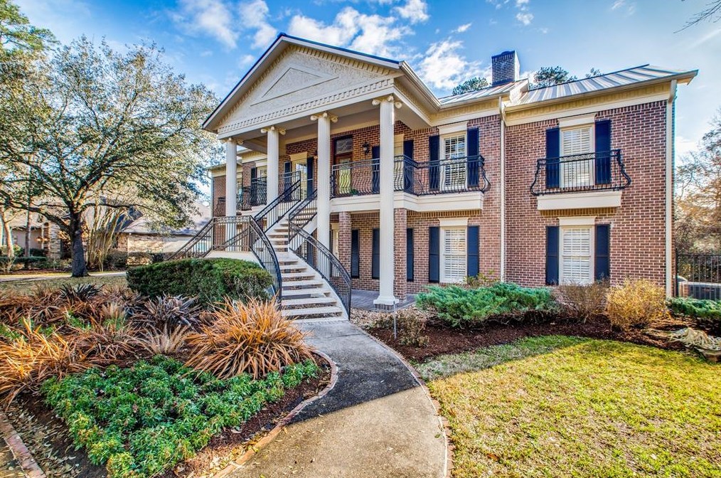 40 Watertree Ct, Spring, TX 77380-2636