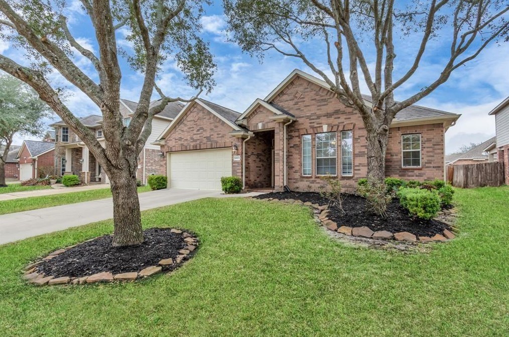 14823 Yellow Begonia Dr, Cypress, TX 77433