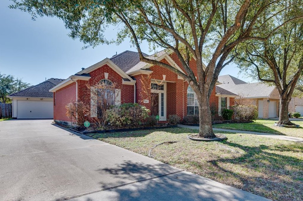 12819 Fieldcliff Ct, Houston, TX 77041