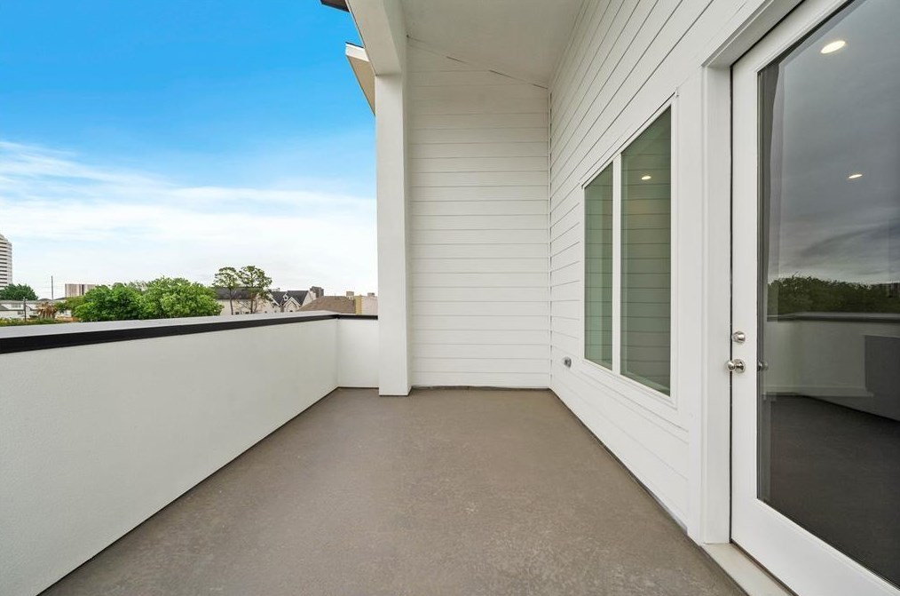5841 Dolores St, Houston, TX 77057