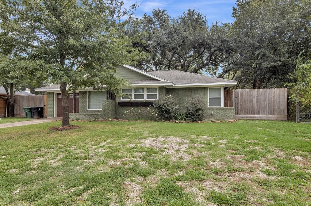1323 Ansbury Dr, Houston, TX 77018