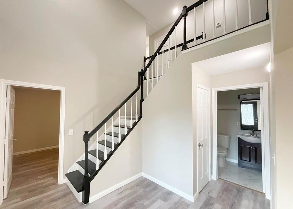 2327 Colleen Dr, Pearland, TX 77581