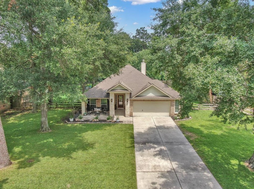 602 Westwood North Dr, Magnolia, TX 77354-1566