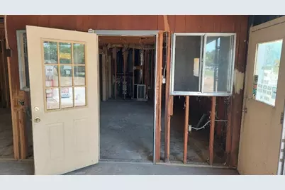 610 New York Street, Navasota, TX 77868 - Photo 20