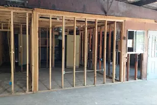 610 New York St, Navasota, TX 77868 - Photo 14