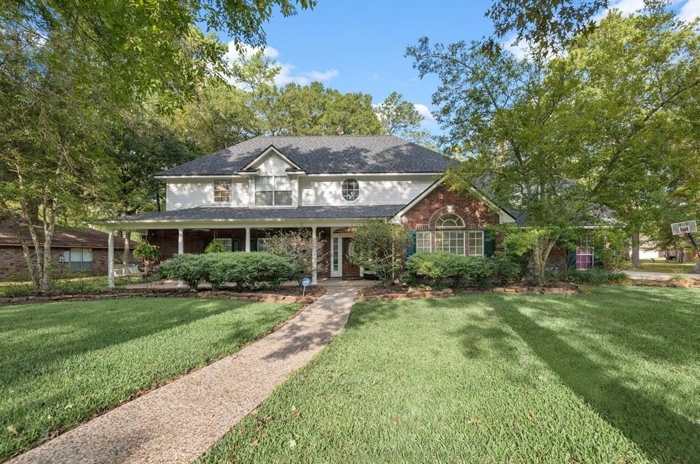 16059 Dunes Dr, Crosby, TX 77532-5301
