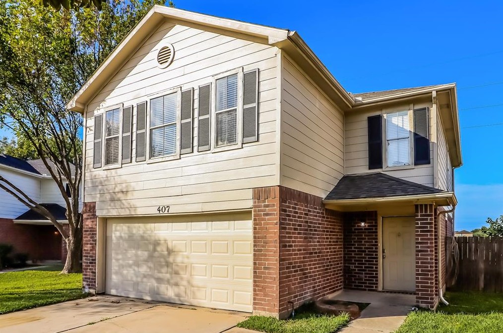 407 Willow Dr, Houston TX  77073-5241 exterior