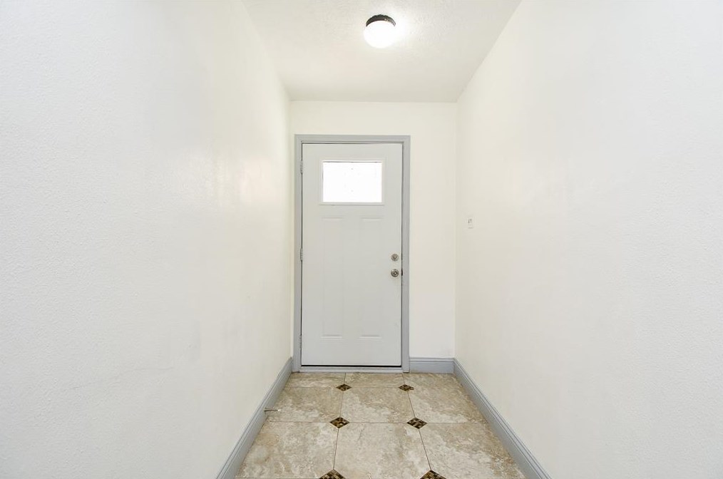 3031 Shawnee Dr, Sugar Land TX  77479-1625 exterior