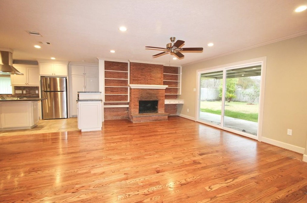 10821 Willowisp Dr, Houston, TX 77035