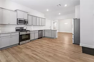 4320 Leslie's Way, Dickinson, TX 77539 - Photo 6