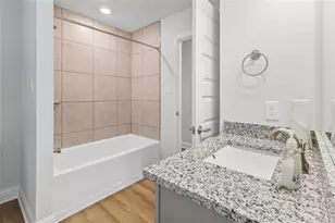 4320 Leslie's Way, Dickinson, TX 77539 - Photo 16