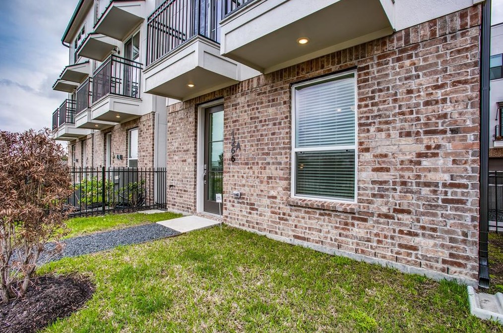 1266 N Post Oak Rd #a, Houston, TX 77055