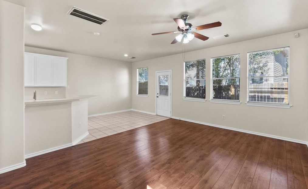 39 S Camellia Grove Cir, Spring, TX 77382