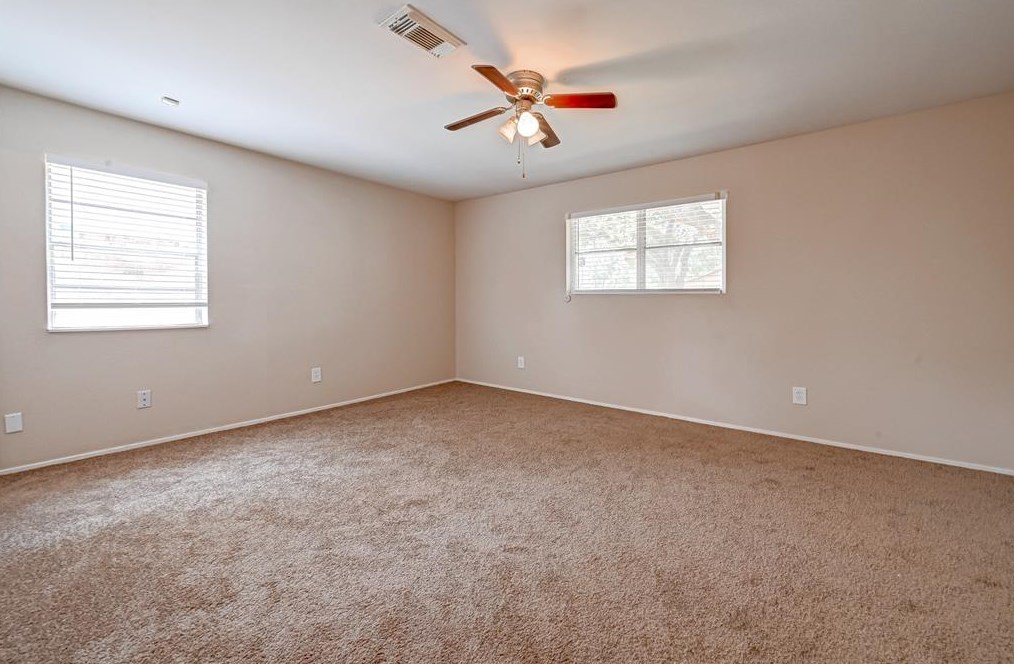 1506 Maux Dr, Houston TX 77043-3318 exterior