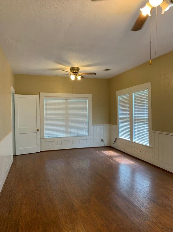 9743 Sleepy Hollow Rd, Conroe TX  77385-6157 exterior