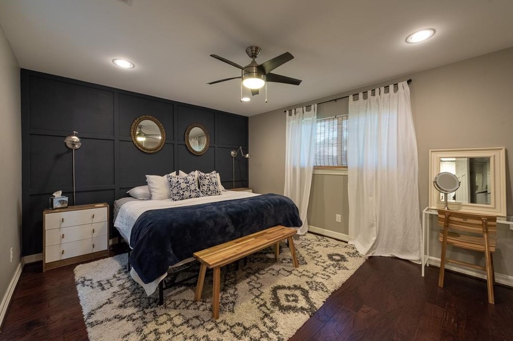9610 Pagewood Ln, Houston, TX 77063-5106