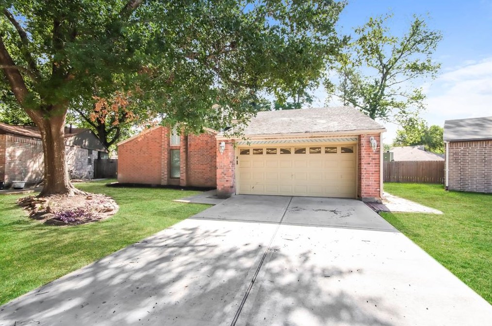 4122 Algernon Dr, Spring TX  77373-8826 exterior