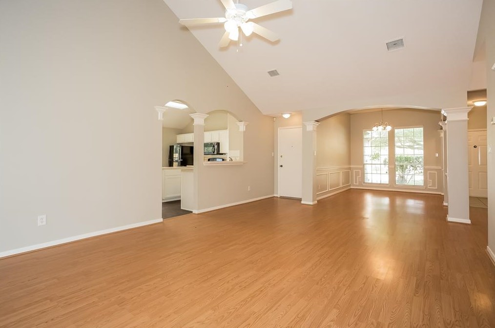 607 Loggers Chase Ct, Spring TX  77386-1466 exterior