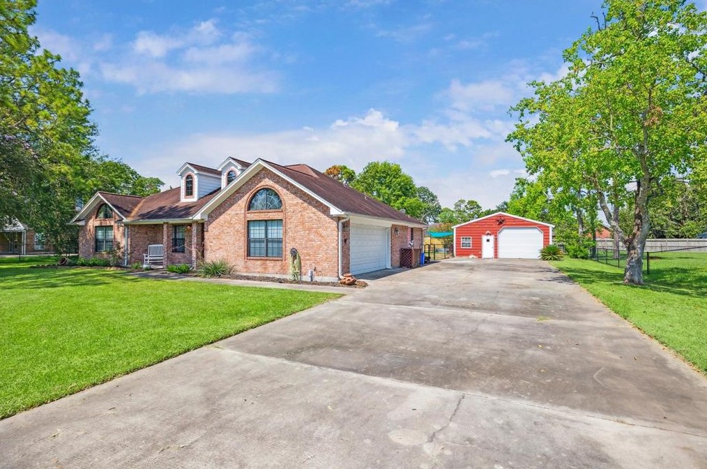 5002 Avenue P, Santa Fe, TX 77510