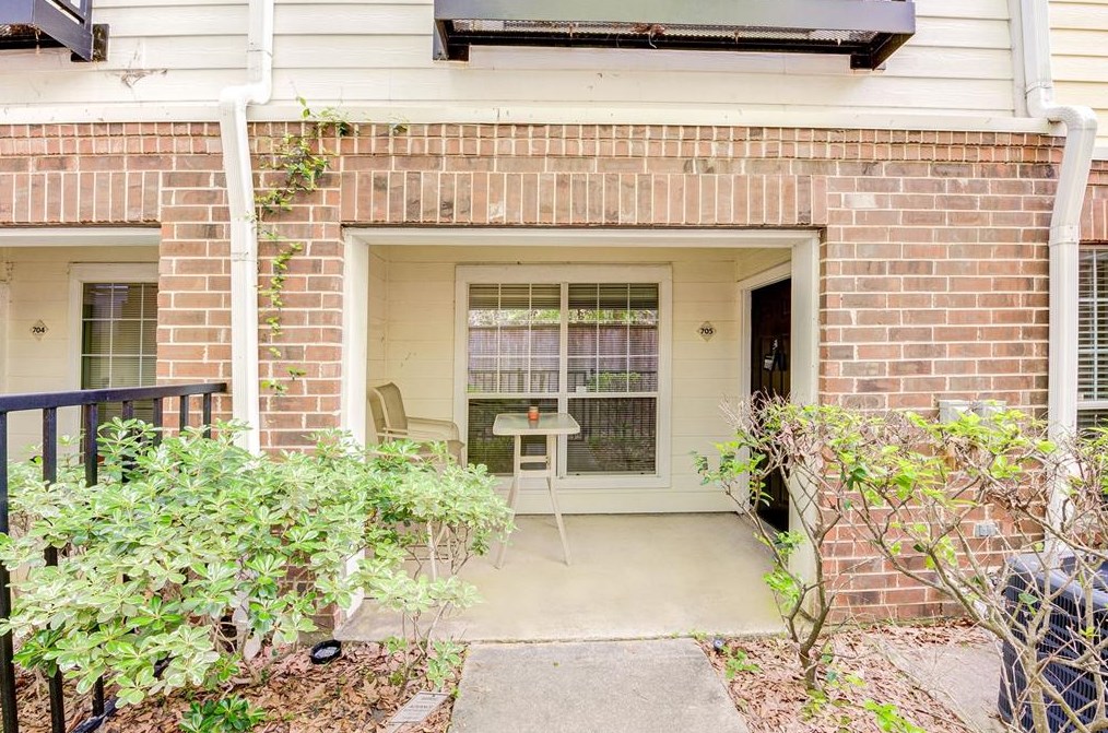 9200 Westheimer Rd Apt 705, Houston, TX 77063
