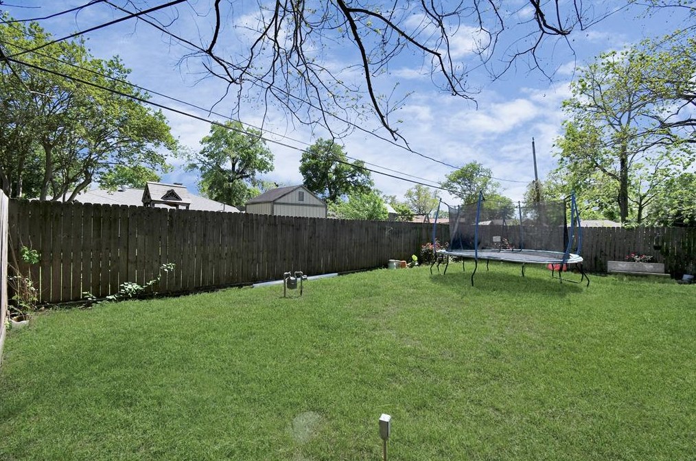 2306 Garvey Dr, Pasadena TX 77506-2906 exterior