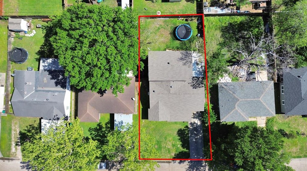 2306 Garvey Dr, Pasadena TX 77506-2906 exterior