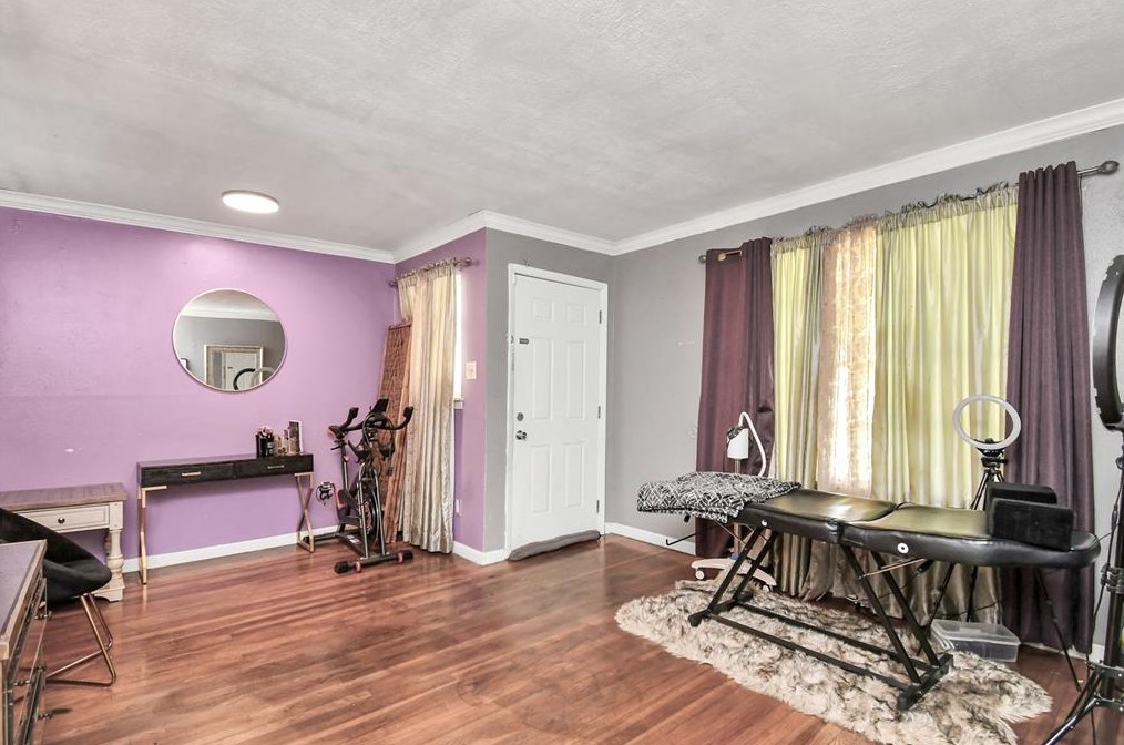 2306 Garvey Dr, Pasadena TX 77506-2906 exterior