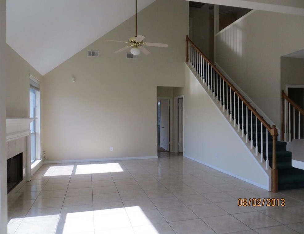 12507 May Laurel Dr, Houston, TX 77014