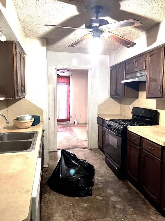 8511 Streamside Dr, Houston, TX 77088-2718