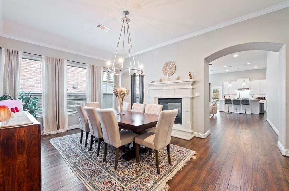 1110 Penny Worth Dr, Sugar Land, TX 77479