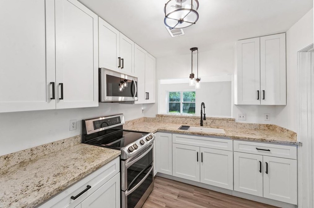 19818 Burle Oak Dr, Humble TX 77346-1217 exterior