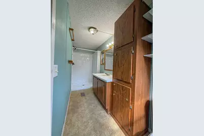 311 Joan, Buffalo, TX 75831 - Photo 24